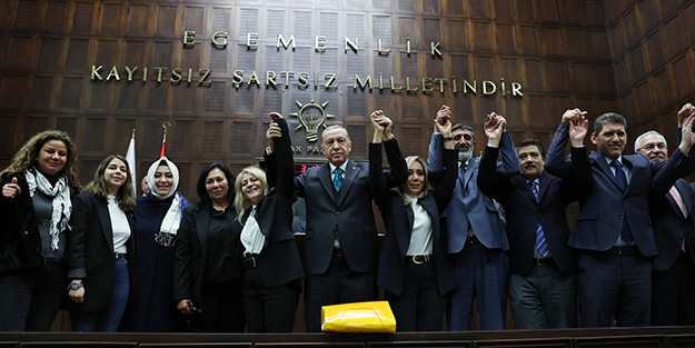 Millet İttifakı'na şok! 1000 kişiyle birlikte istifa edip AK Parti'ye katıldı