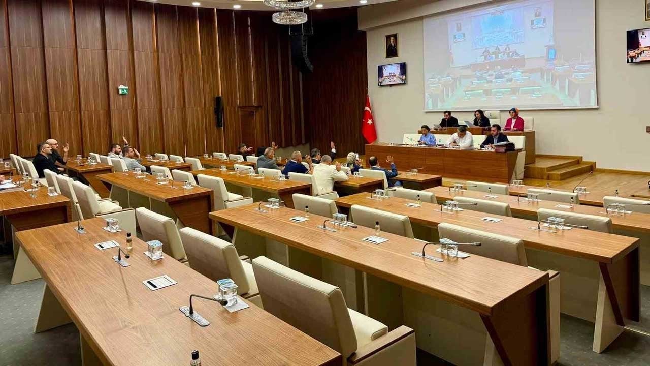 Milletin meclisine boykot! CHP'den hizmeti kilitleme girişimi