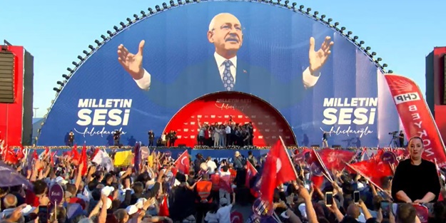 'Milletin sesi' mitingini ırkçılığın sesine çevirdiler!