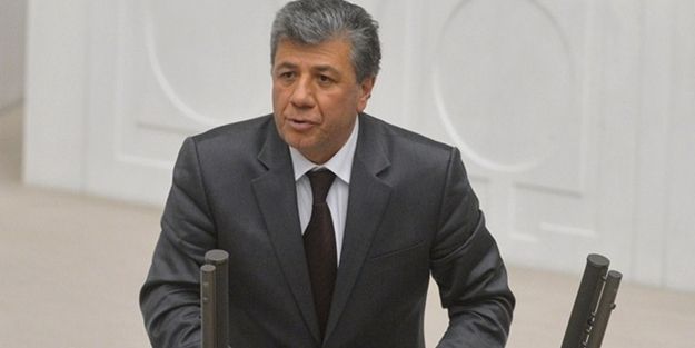 'Milletin kayıtsız şartsız egemenliğini koruyacağıma...'