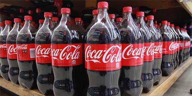 Milletle böyle dalga geçmişler! Coca Cola rezaleti ortaya çıktı