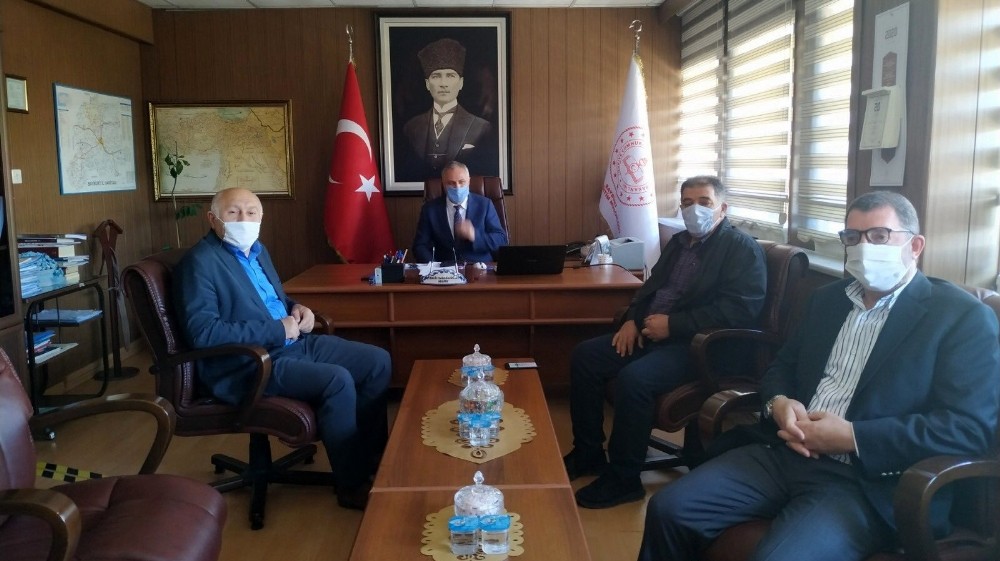 Milletvekili Battal, kamu yatırımlarını inceleyerek ziyaretlerde bulundu 