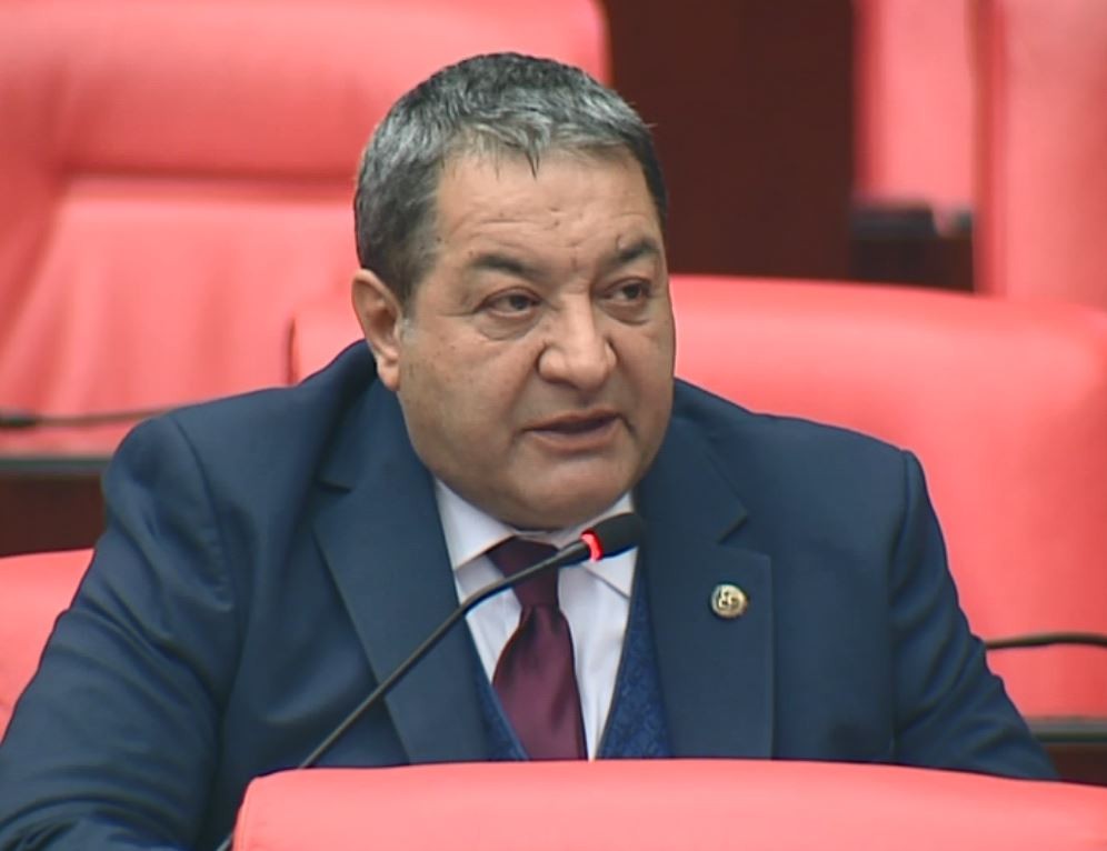 Milletvekili Fendoğlu, depremzede esnafa sicil affı istedi 
