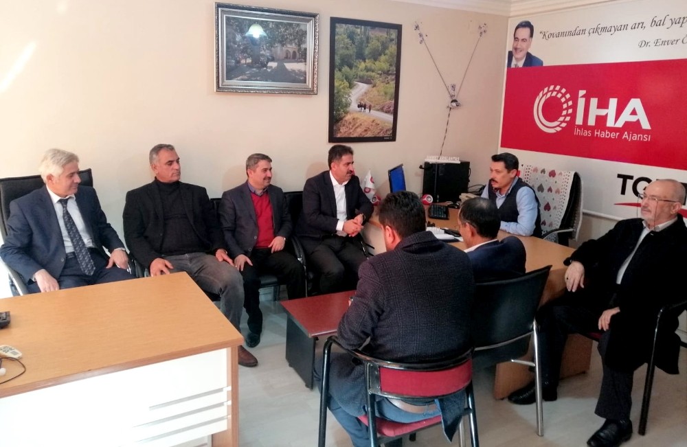 Milletvekili Fırat’tan İHA’ya ziyaret 