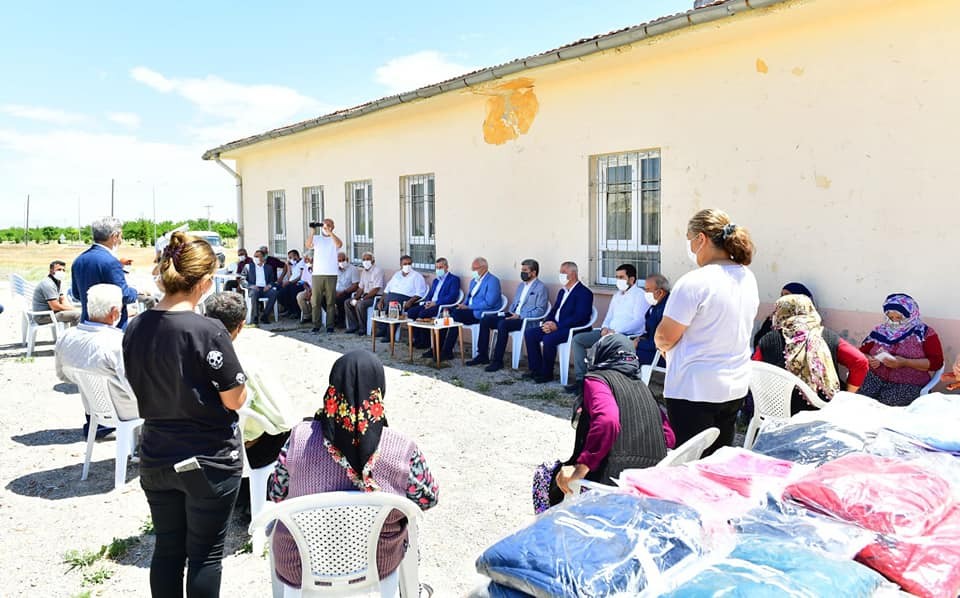 Milletvekili Kahtalı ve Başkan Çınar, mahalleleri ziyaret etti 