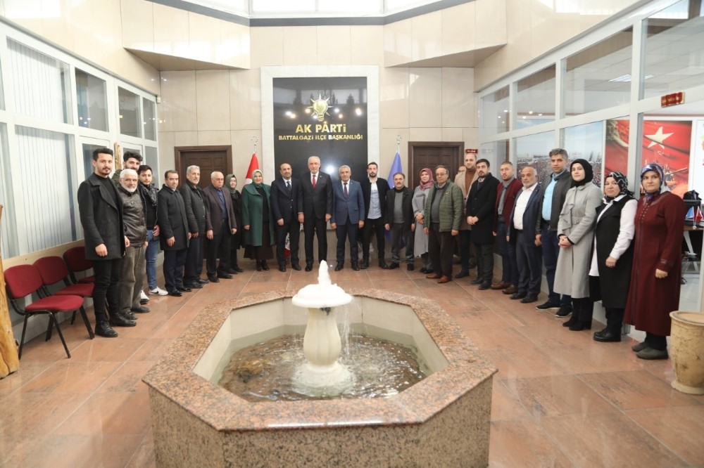 Milletvekili Kahtalı ve Başkan Güder’den AK Parti ilçe teşkilatına ziyaret 