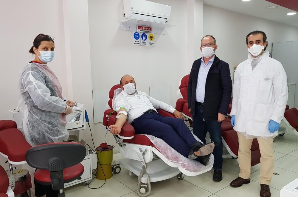 Milletvekili Kavuncu’dan kan bağışı 