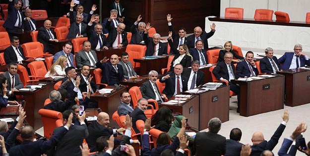 Milletvekili maaşlarına zam mı geldi? Milletvekilleri ne kadar maaş alıyor?