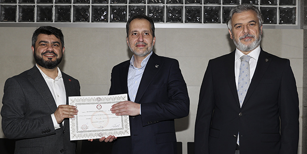 Milletvekili seçilen Fatih Erbakan mazbatasını aldı!