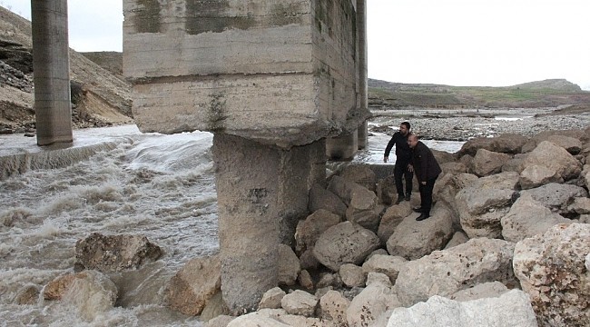 Milletvekili Tutdere’den Göksu Köprüsünü meclise taşıdı 