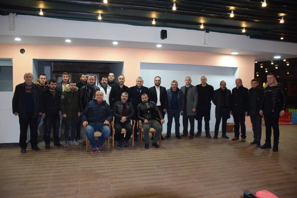 Milletvekili Ünal kamyoncularla bir araya geldi 