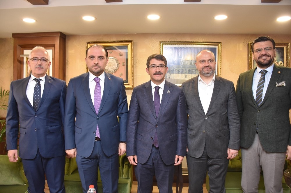 Milletvekillerinden Başkan Çelik’e tebrik 