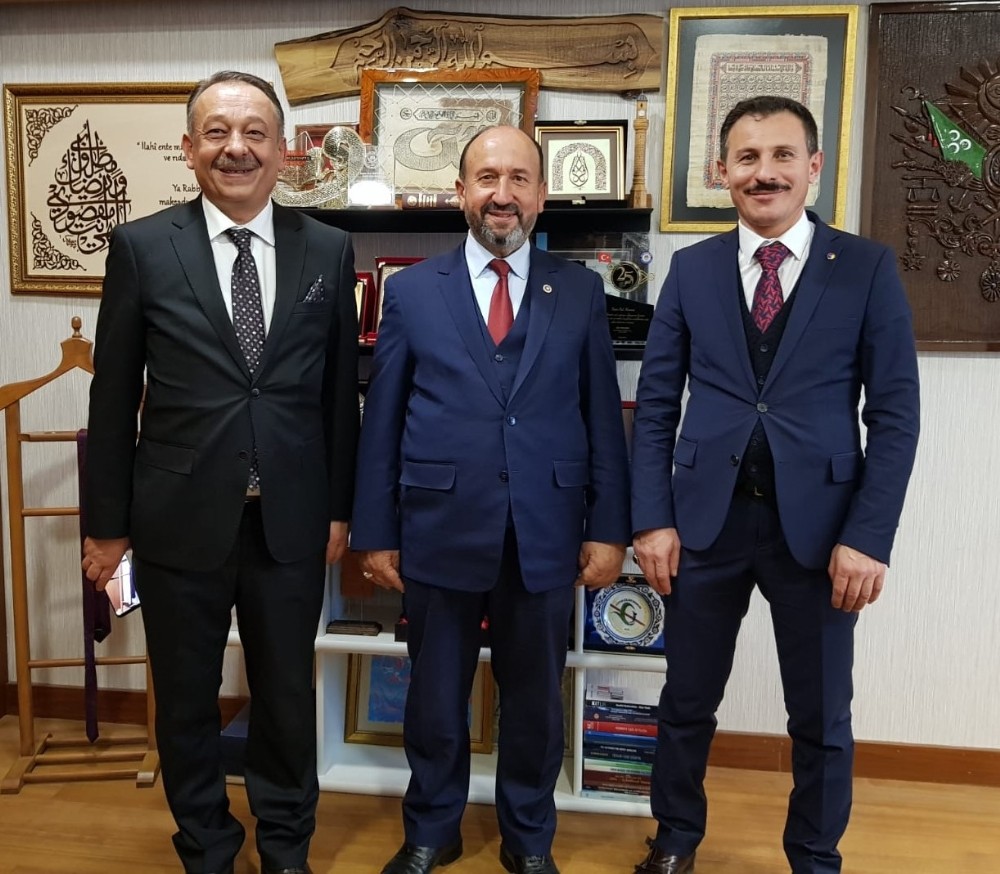 Milletvekillerinden tarım projelerine destek 