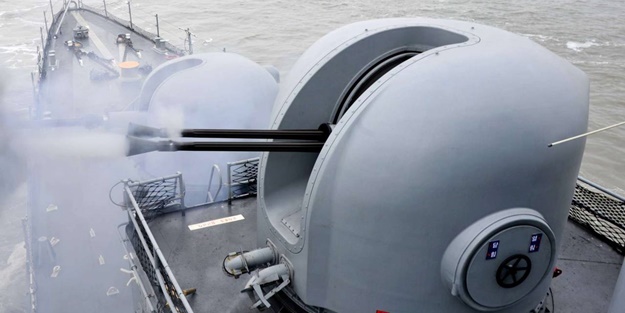 Milli 40 mm deniz topu görücüye çıkıyor