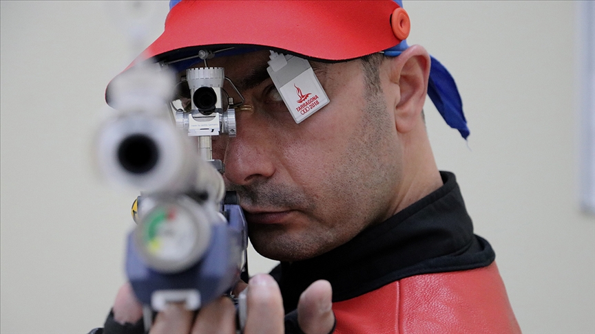Milli atıcı Ömer Akgün 10 metre havalı tüfek kategorisinde finale yükseldi