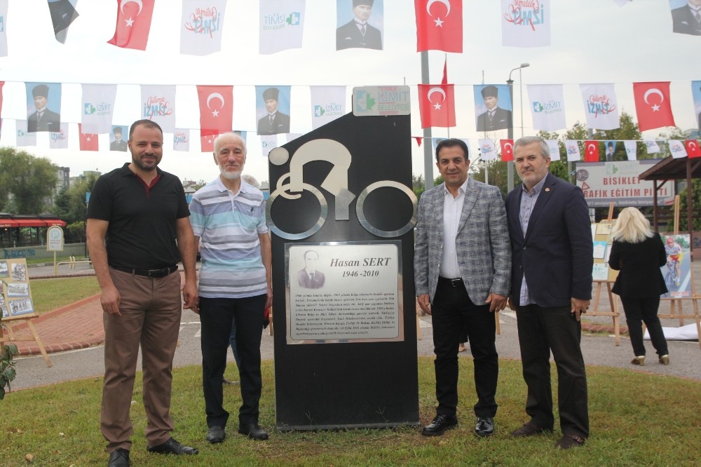 Milli bisikletçi Hasan Sert İzmit’te anıldı 
