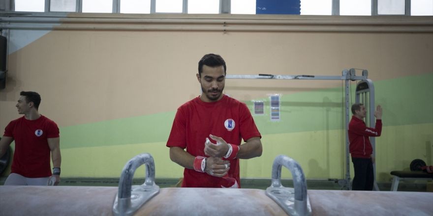 Milli cimnastikçi Ferhat Arıcan hedef büyüttü