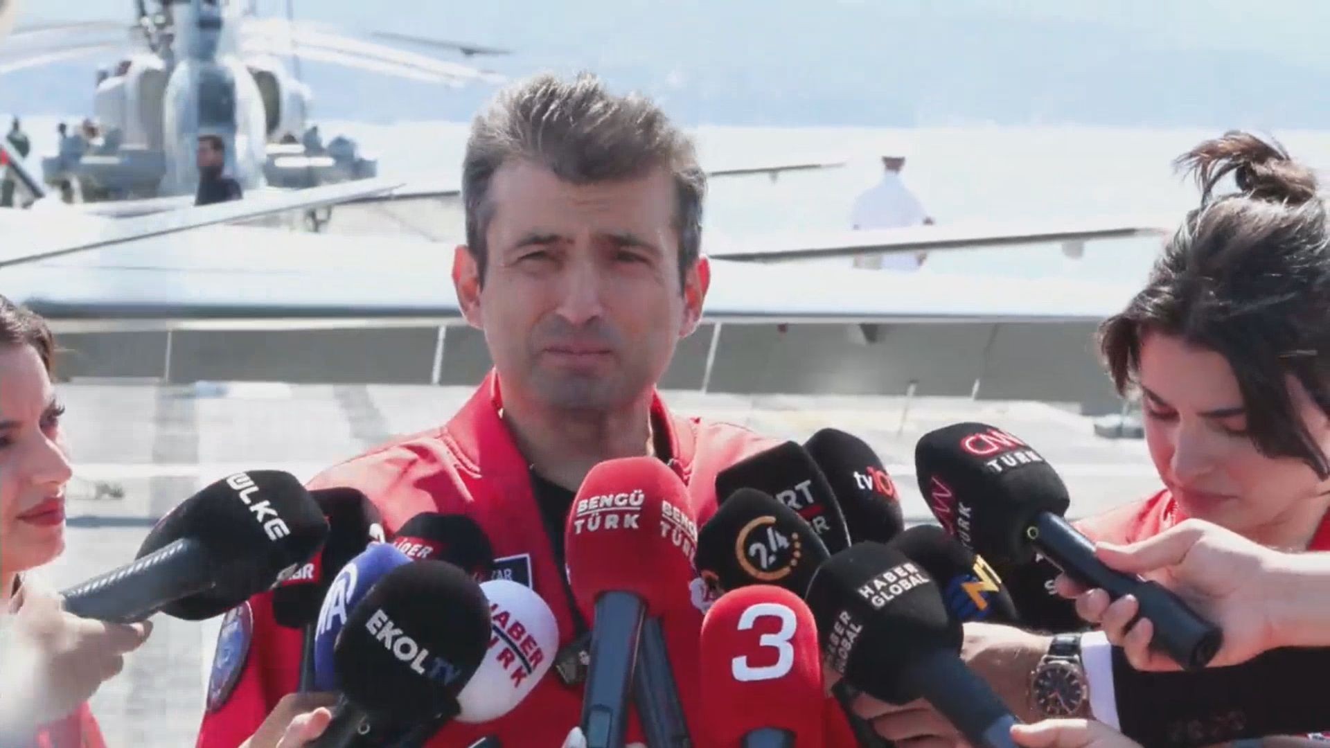 Milli deniz havacılığında dev adım! Selçuk Bayraktar’dan tarihi açıklama