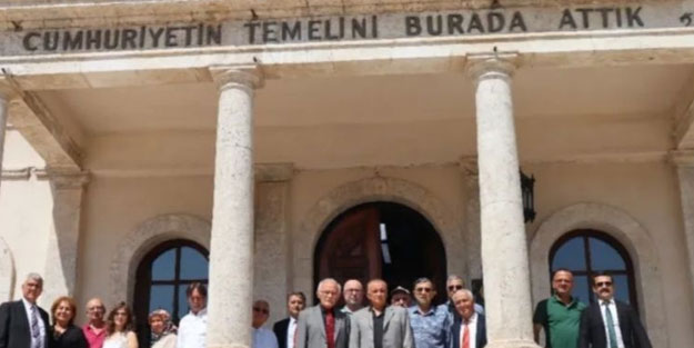 Milli Egemenlik Platformu'ndan ırkçı bildiri! "Ortak vatan" söylemine karşı çıktılar