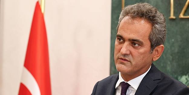 Milli Eğitim Bakanı Özer duyurdu: Ehliyet sınavlarında animasyonlu soru dönemi başlıyor