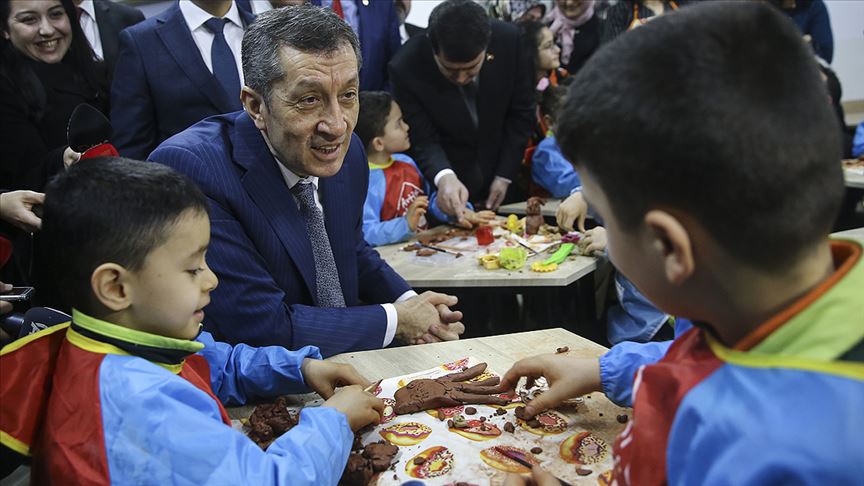 Milli Eğitim Bakanı Selçuk 1513 tasarım-beceri atölyesinin toplu açılışını yaptı