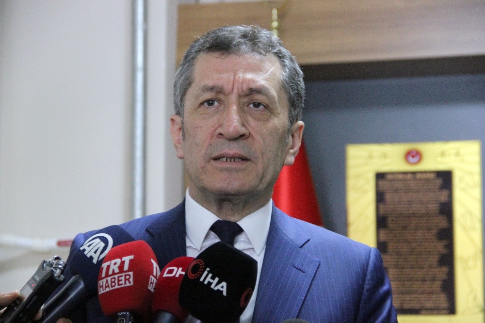 Milli Eğitim Bakanı Selçuk: 