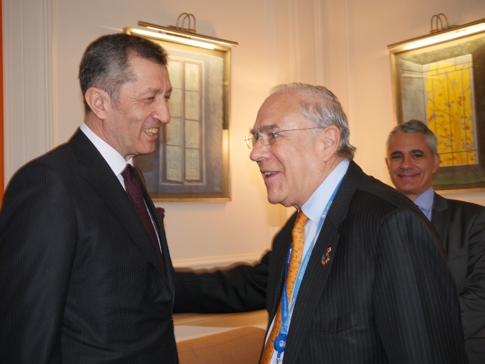 Milli Eğitim Bakanı Selçuk OECD Genel Sekreteri Gurria ile görüştü 