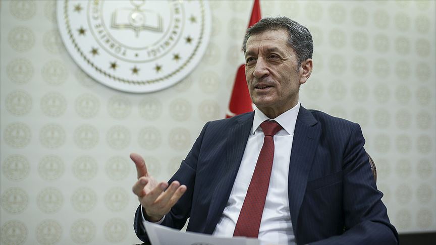 Milli Eğitim Bakanı Selçuk: Sınavlarda uygulanacak Kovid-19 tedbirlerine sınıf sınıf, okul okul, tek tek bakıyoruz