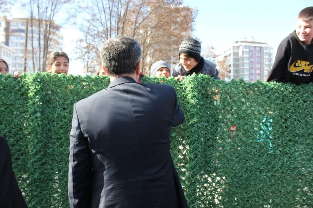 Milli Eğitim Bakanı Selçuk’tan çocuklara özel ilgi 