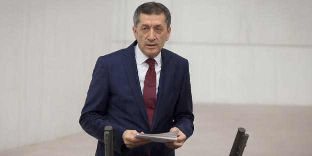 Milli Eğitim Bakanı Selçuk'tan çok önemli açıklamalar: Şahsiyeti şahsiyet bina eder