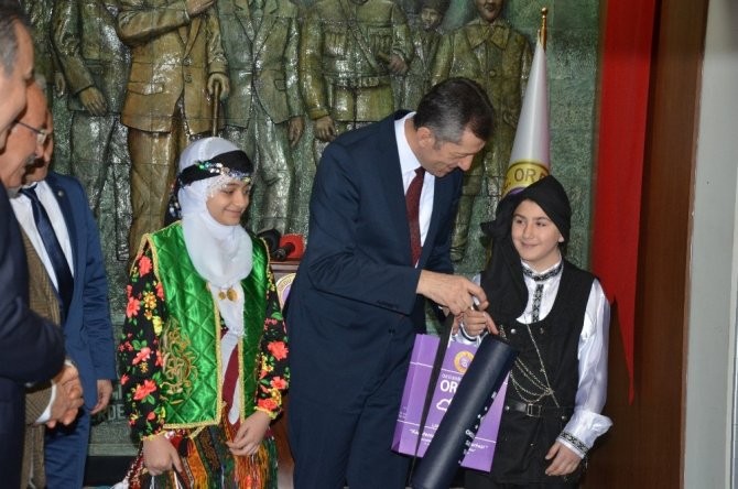 Milli Eğitim Bakanı Selçuk'tan Matematik Müzesine ziyaret