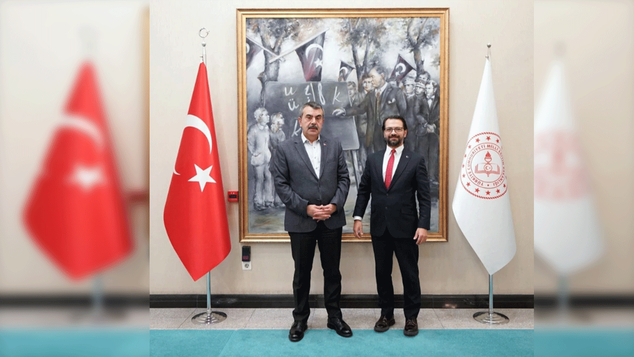 Milli Eğitim Bakanı Yusuf Tekin: "Konuyu CHP'li vekiller açtı" Siz laik eğitime karşısınız!