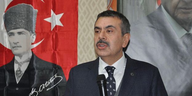 Milli Eğitim Bakanı Yusuf Tekin serhat şehir Kars'ta