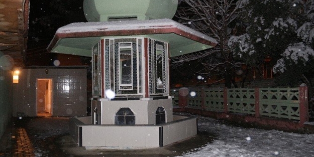 Milli Eğitim eski müdürü cami tuvaletinde ölü bulundu