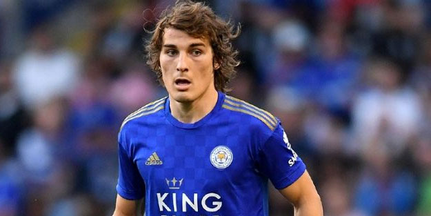 Milli futbolcu Çağlar Söyüncü yılın en iyi 11'ine seçildi
