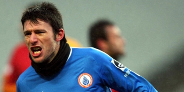 Milli Futbolcu isyan etti! 'Ben de FETÖ kurbanıyım'