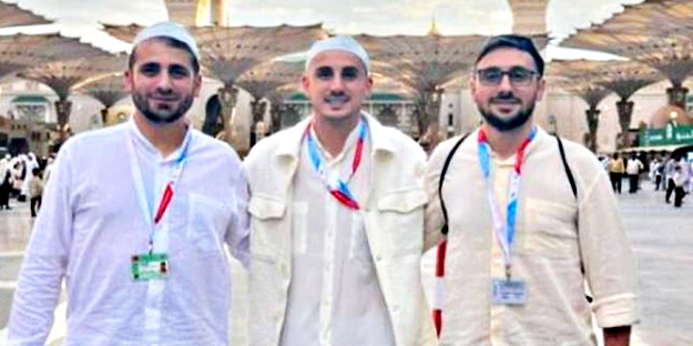 Milli futbolcu Kerem Aktürkoğlu, umre ziyaretiyle ilgili duygularını paylaştı: