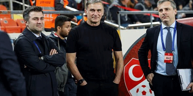 Milli futbolcu paylaştı! Kuntz'a olay gönderme