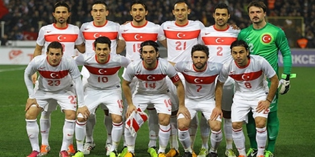 Milli futbolcudan 'Başkan' paylaşımı!