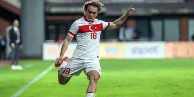 Milli futbolcumuz Hollanda'da ilk golünü attı