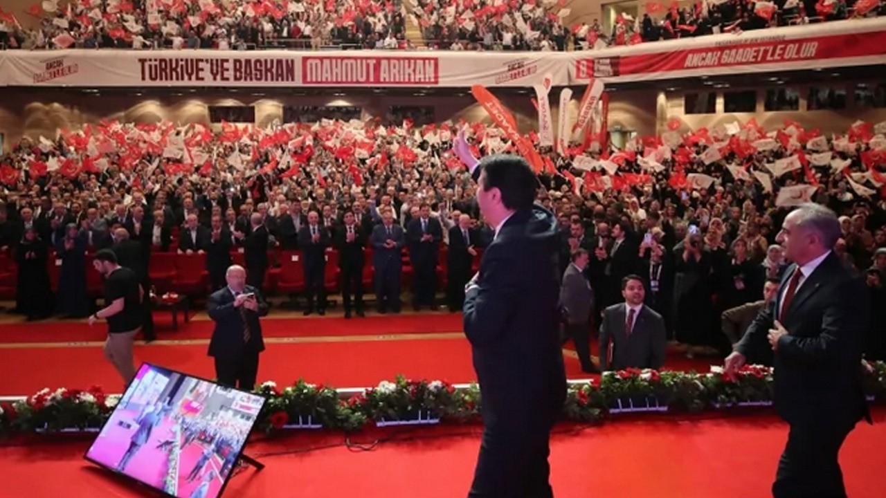 Milli Görüş'çüler uyanır mı? Emniyet'te Milli Görüş'çüler solcuların hedefinde