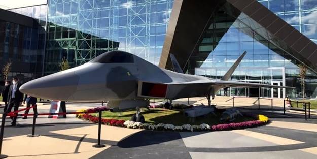 Milli muharip uçağın tasarlandığı tesise girildi! Türkiye'yi uçuracak ekip 7/24 mesaide