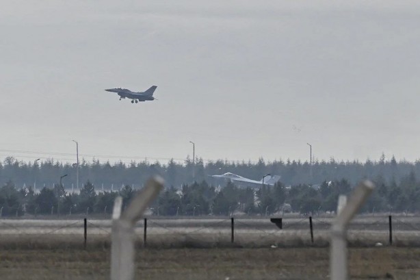 Milli Muharip Uçak Kaan'ın 6 prototipi daha yapılacak! Türk Savunma sanayimiz için yeni müjde geldi