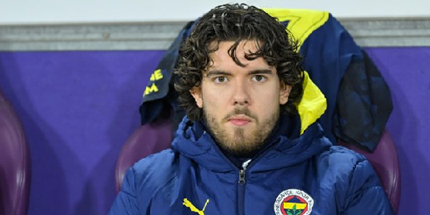 Milli oyuncu için sürpriz açıklama! Sözleşme imzalayacaklar... Son durumu açıkladılar