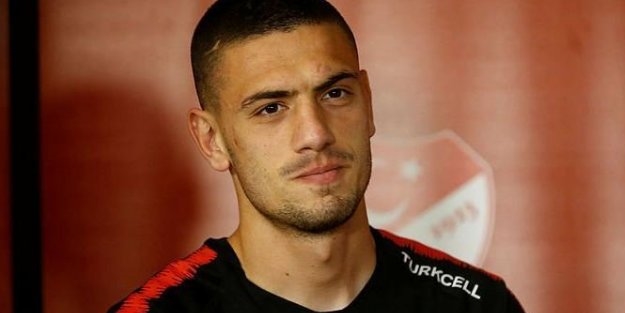 Milli oyuncu Merih Demiral'e korona şoku!