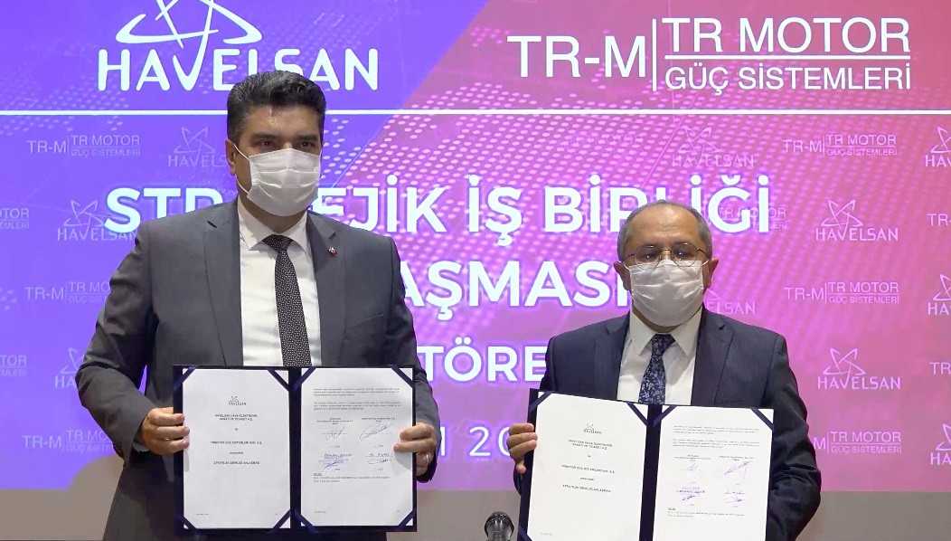 Milli savaş uçağının motoru için imzalar atıldı