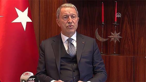 Milli Savunma Bakanı Akar: Teröre karşı mücadele ve bundan bir an önce kurtulma konusunda hepimiz mutabıkız