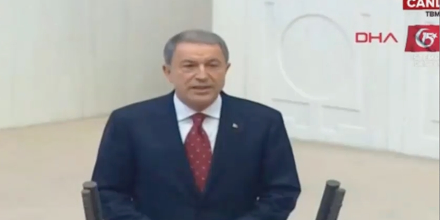 Milli Savunma Bakanı Hulusi Akar TBMM'de böyle yemin etti