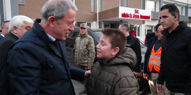 Milli Savunma Bakanı Hulusi Akar Kilis’te