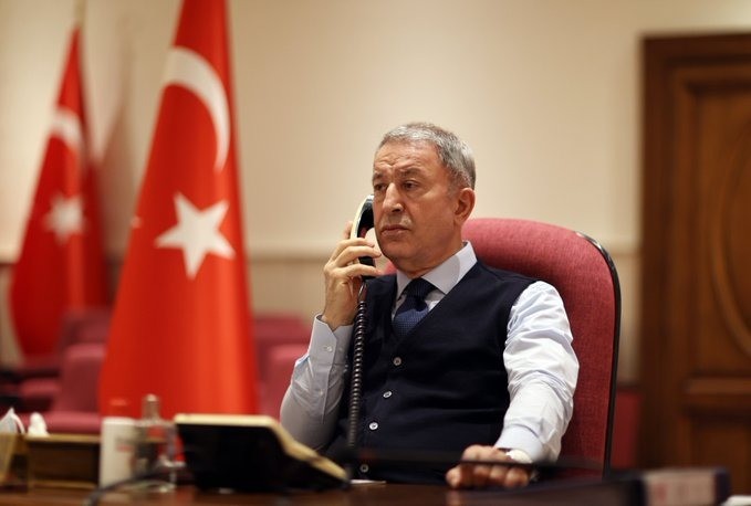 Millî Savunma Bakanı Hulusi Akar, Macar mevkidaşı ile görüştü